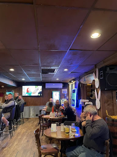 Chaplin's Honky Tonk Restaurant & Saloon photo 6